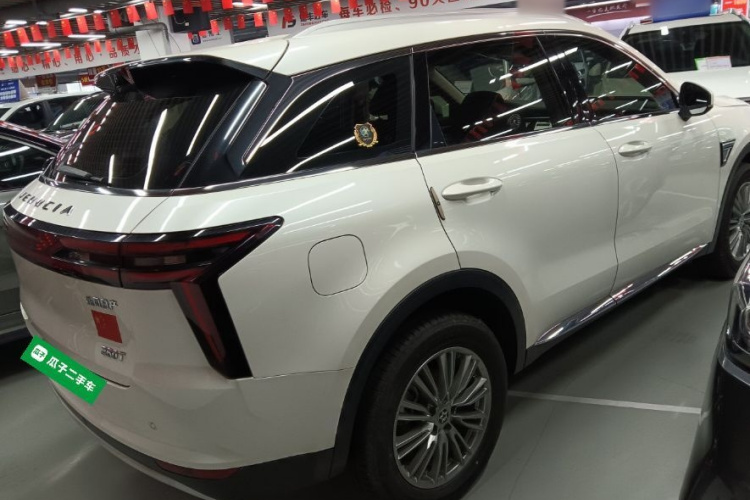 启辰星 2021款 260T 自动48V轻混增压 星享事成版车身外观7