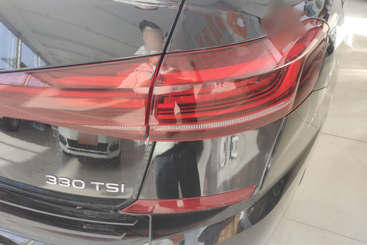 大众 帕萨特 2022款 330TSI 精英版 定制版车身外观9