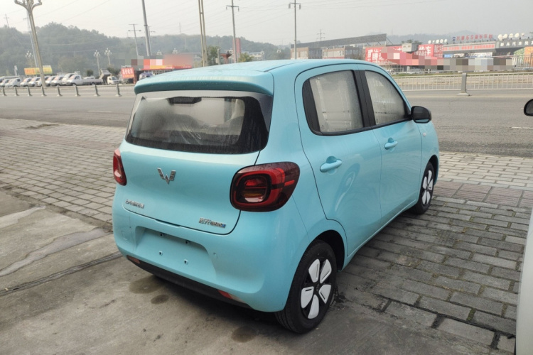 五菱汽车 宏光MINIEV 2025款 四门版 进阶款车身外观6005