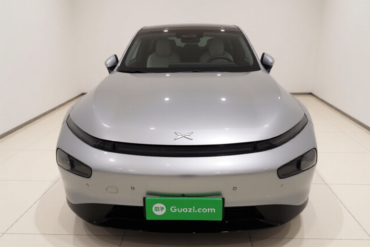 小鹏P7 2023款 P7i 702 Pro车身外观2