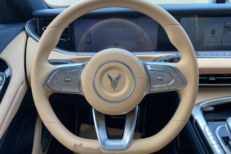 岚图汽车 岚图FREE 2023款 四驱超长续航增程版中控内饰7004