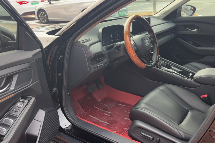 本田 雅阁 2024款 260TURBO 豪华版中控内饰7002