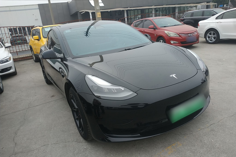 特斯拉 Model 3 2021款 标准续航后驱升级版车身外观3
