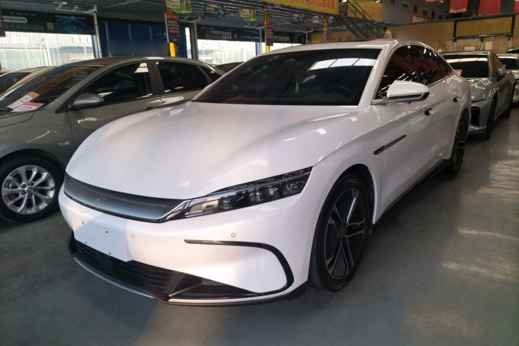 比亚迪 汉 2023款 EV 冠军版 605KM前驱尊贵型车身外观1