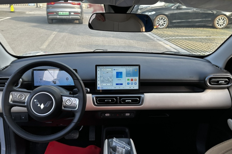 五菱汽车 五菱缤果PLUS 2024款 510km 旗舰版 四座版中控内饰7004