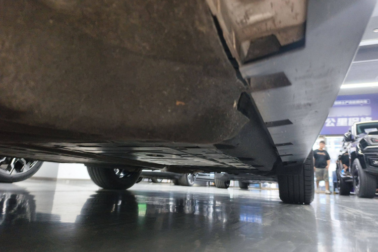 林肯 冒险家新能源 2021款 PHEV 四驱e享版局部细节9002