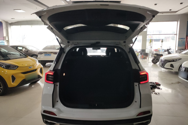 奇瑞 瑞虎5x 2021款 超级英雄版 1.5L CVT豪华型机舱底盘23