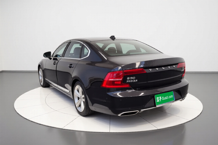 沃尔沃S90 2019款 T5 智远版车身外观5