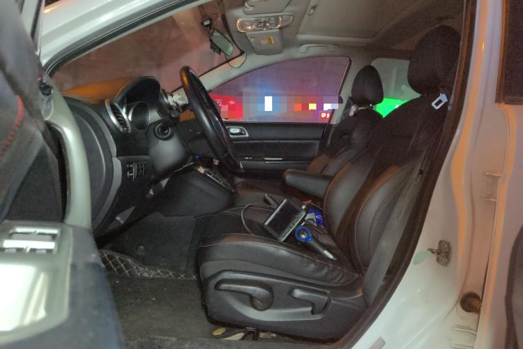 哈弗H6 2016款 升级版 1.5T 自动两驱精英型中控内饰19