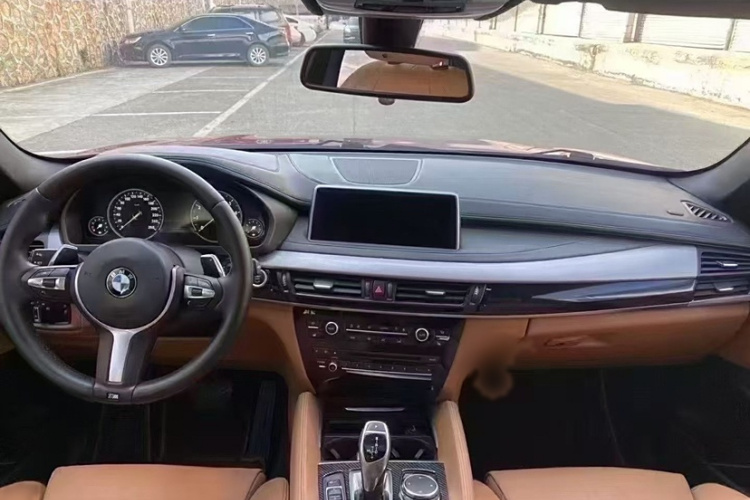 宝马X6 2015款 xDrive35i 领先型中控内饰7001