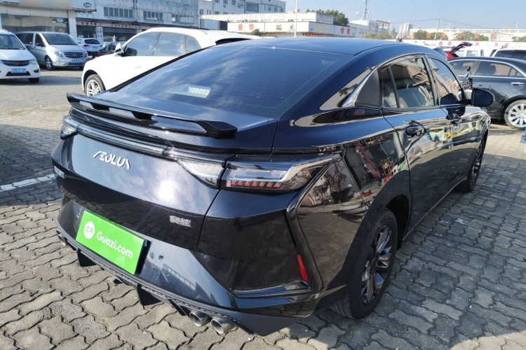 东风风神 奕炫 2023款 马赫版 1.5L 自动追影版车身外观7