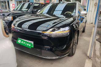 鸿蒙智行 问界M9 2024款 纯电 Ultra版 100kWh 5座版