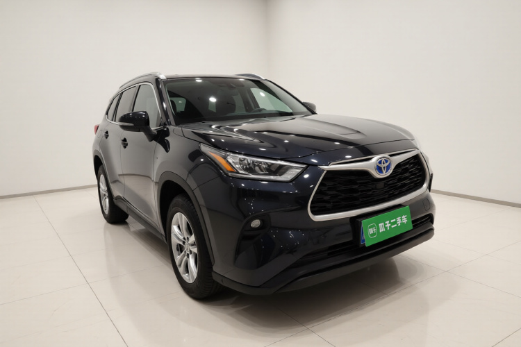 丰田 汉兰达 2023款 2.5L智能电混双擎四驱精英版 7座车身外观3