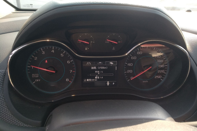 雪佛兰 科鲁兹 2018款 320 自动先锋天窗版局部细节14