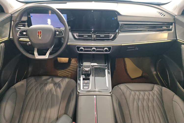 红旗HS5 2023款 2.0T 旗享Pro版中控内饰7002