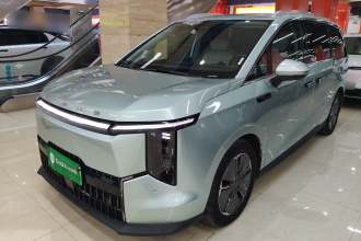 上汽大通MAXUS 大家7 2024款 超混 超长续航版 旗舰版