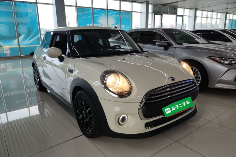 MINI 2019款 1.5T ONE PLUS车身外观6002