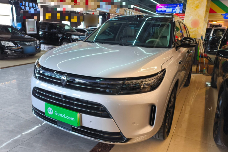 鸿蒙智行 问界M7 2024款 1.5T 智驾四驱Max版 5座车身外观1