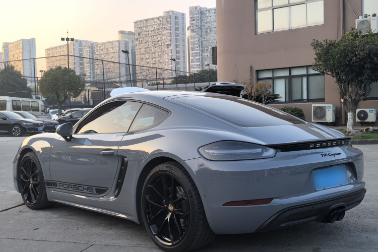 保时捷718 2023款 Cayman Style Edition 2.0T车身外观6004