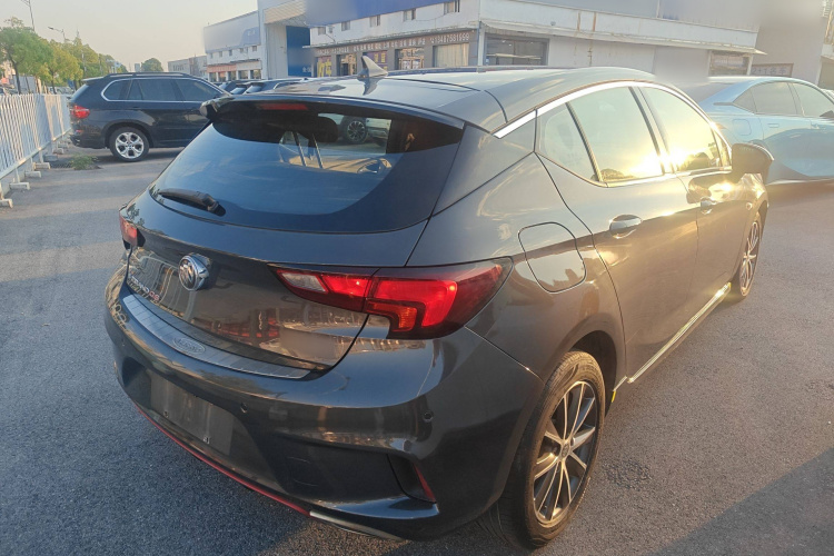 别克 威朗 2016款 两厢GS 20T 双离合豪情运动型车身外观6005