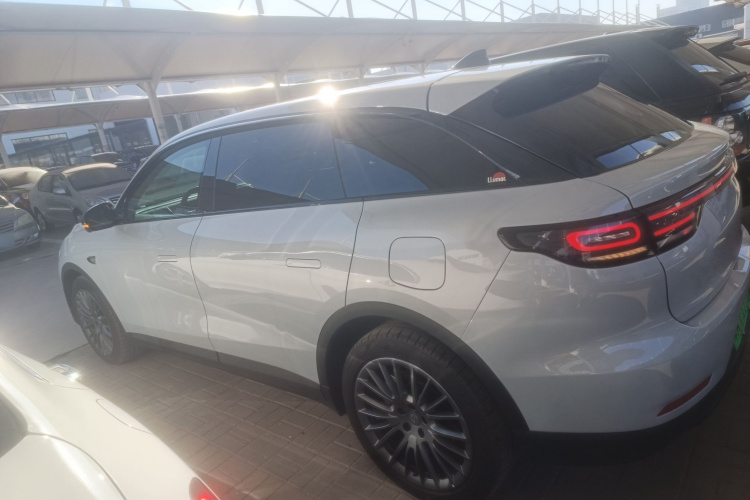 零跑汽车 零跑C11 2023款 增程 285舒享版车身外观4