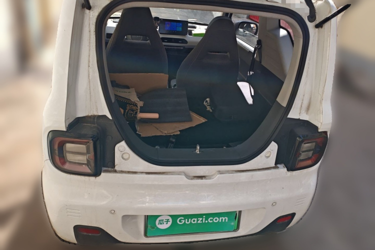 吉利银河 2024款 熊猫mini 200km 耐力熊局部细节23