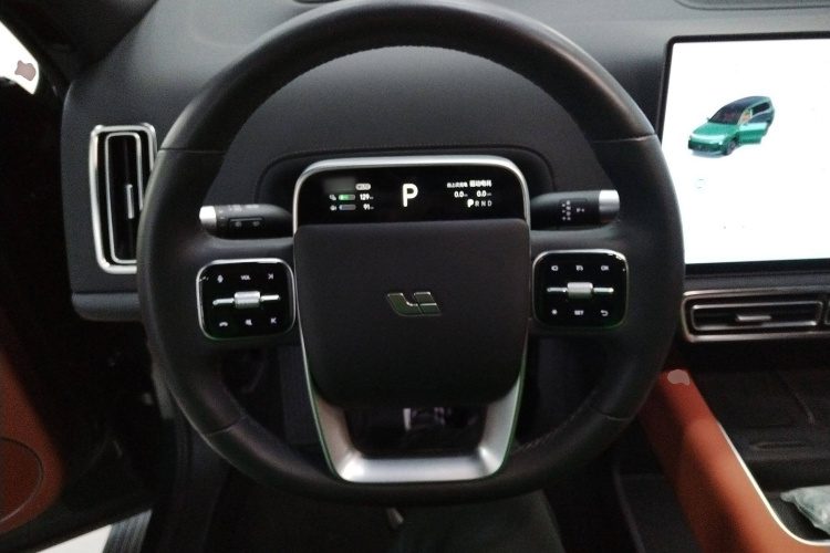 理想汽车 理想L9 2024款 Ultra中控内饰13