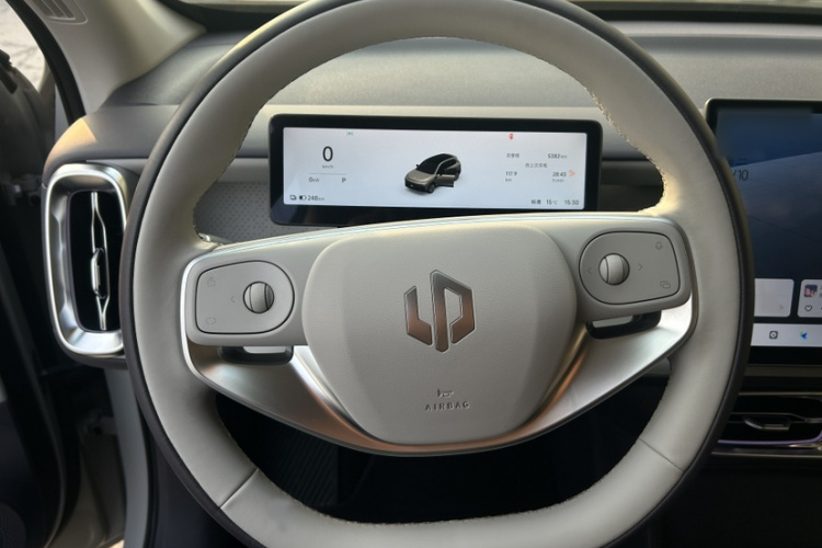 零跑汽车 零跑B10 2025款 510悦享版中控内饰7002