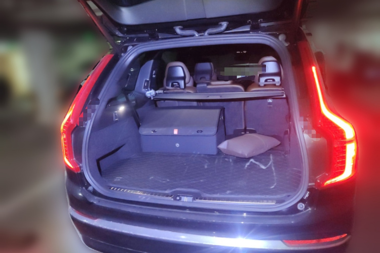 沃尔沃XC90 2024款 B6 智雅豪华版 7座中控内饰23