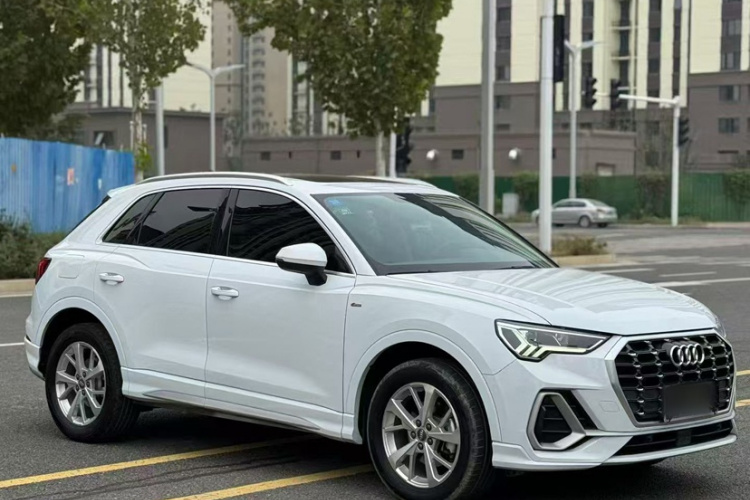 奥迪Q3 2019款 35 TFSI 进取动感型车身外观6001