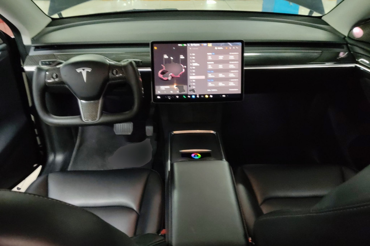 特斯拉 Model Y 2021款 标准续航后驱版中控内饰12
