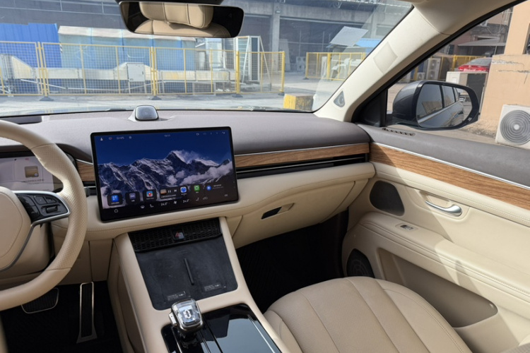 鸿蒙智行 问界M7 2024款 1.5T 后驱Plus版 5座局部细节9004