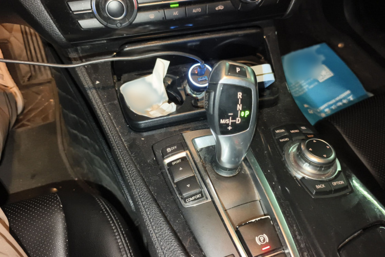 宝马5系 2013款 520Li 典雅型局部细节18