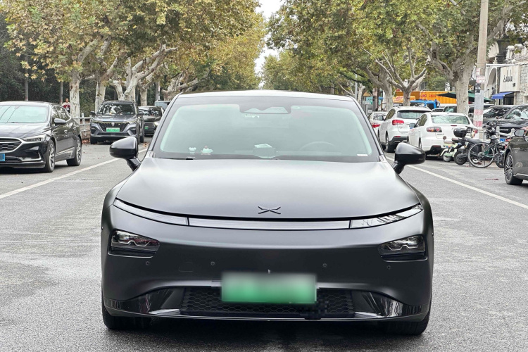 小鹏P7 2022款 625E车身外观6001