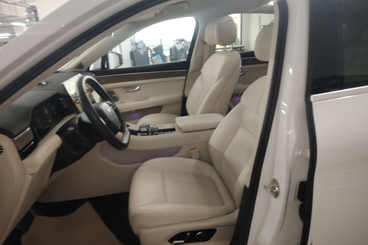 鸿蒙智行 问界M5 2022款 增程四驱至臻版局部细节19