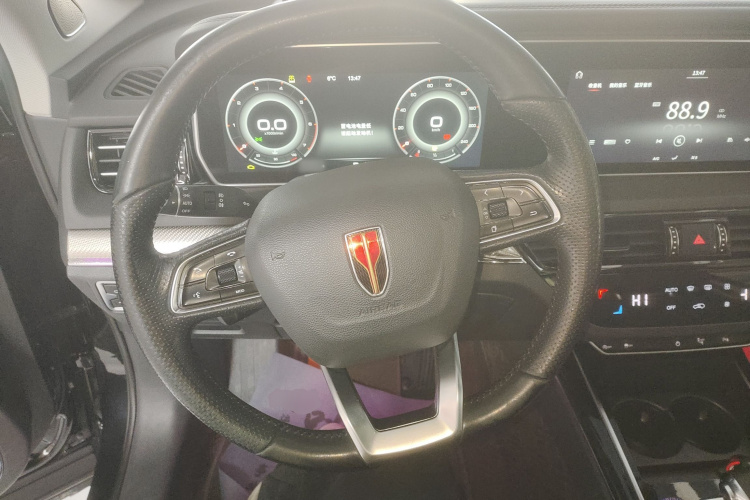 红旗HS5 2019款 2.0T 智联旗享四驱版中控内饰13