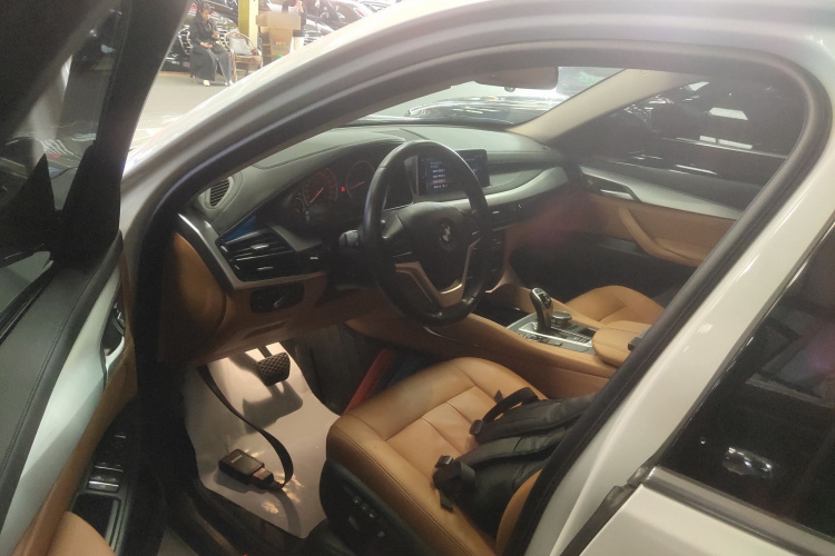 宝马X6 2017款 xDrive35i 领先型中控内饰19