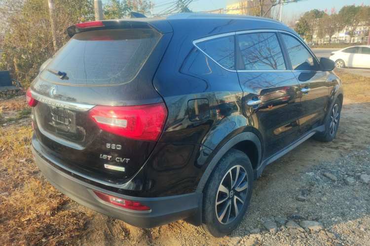 东风风光 风光580 2017款 改款 1.5T CVT豪华型车身外观7