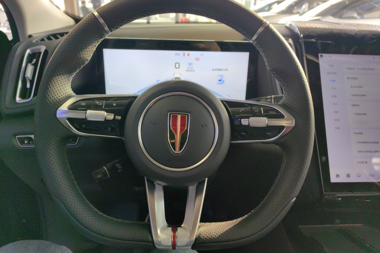 红旗HS3 PHEV 2025款 PHEV 117km 劲为PLUS版中控内饰13