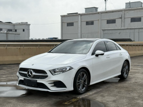 奔驰A级 2021款 A 180 L 运动轿车