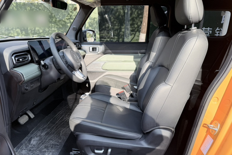 宝骏悦也 2023款 旗舰版中控内饰7003