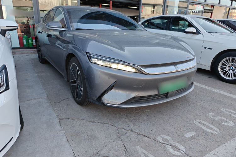 比亚迪 汉 2020款 EV 超长续航版尊贵型车身外观3