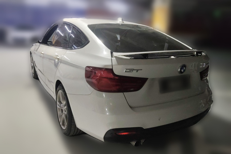 宝马3系GT 2019款 320i M运动套装车身外观6003