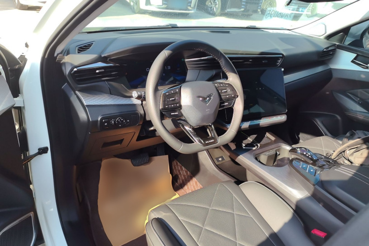 凯翼昆仑 2023款 昆仑 500 星空版中控内饰12