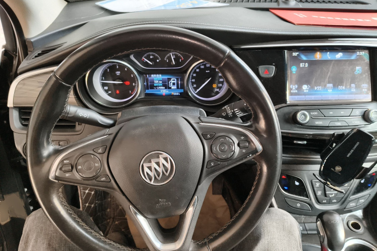 别克 昂科威 2018款 20T 两驱精英型中控内饰13