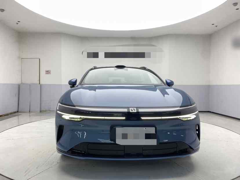 极氪007GT 2025款 四驱智驾版 75kWh(2)