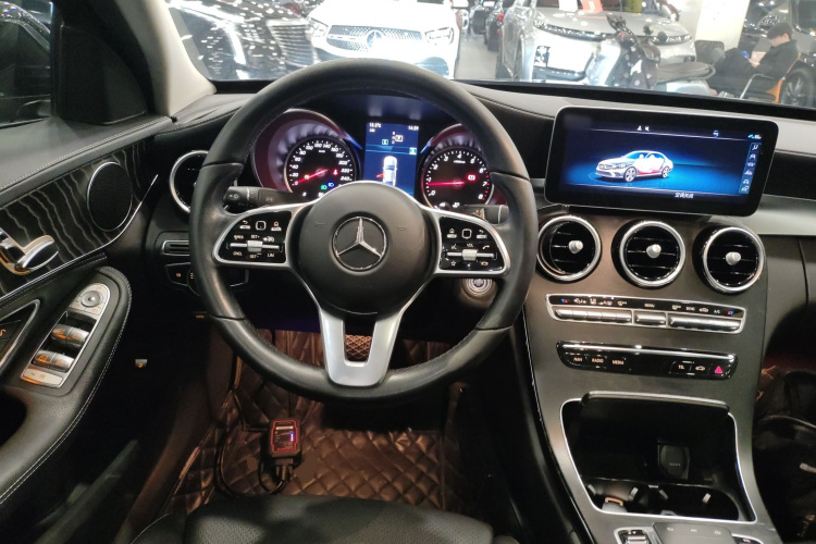 奔驰C级 2019款 C 180 L 时尚型运动版局部细节13