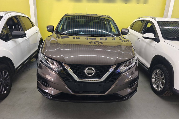 日产 逍客 2023款 经典 2.0L CVT XV舒适版车身外观6006