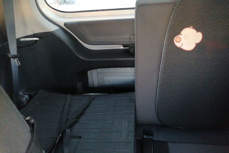 五菱汽车 宏光MINIEV 2022款 自在款 三元锂中控内饰21