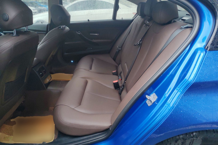 宝马3系 2019款 320Li M豪华套装中控内饰21